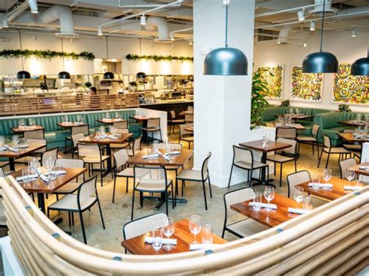 Are Philadelphia restaurants open for inside dining?