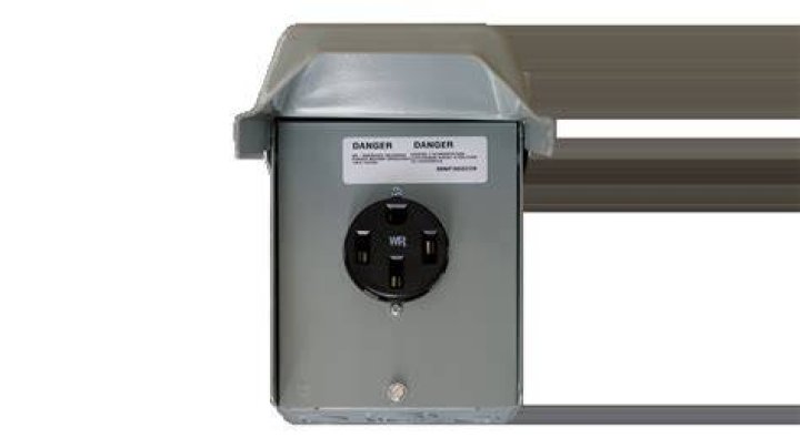 Can a NEMA 14-50 outlet be installed outside?