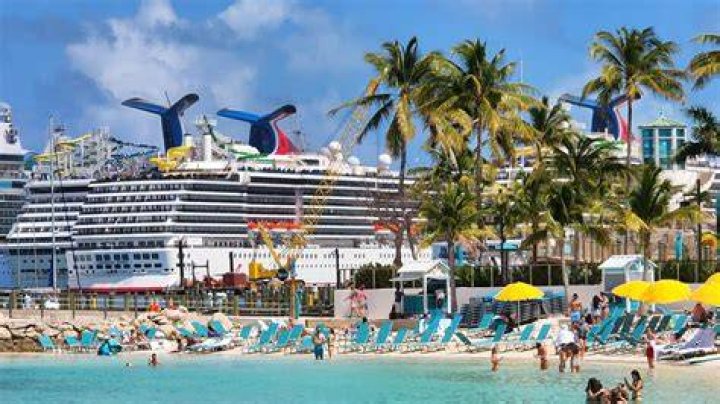 Can you fly from Miami to St Barths?