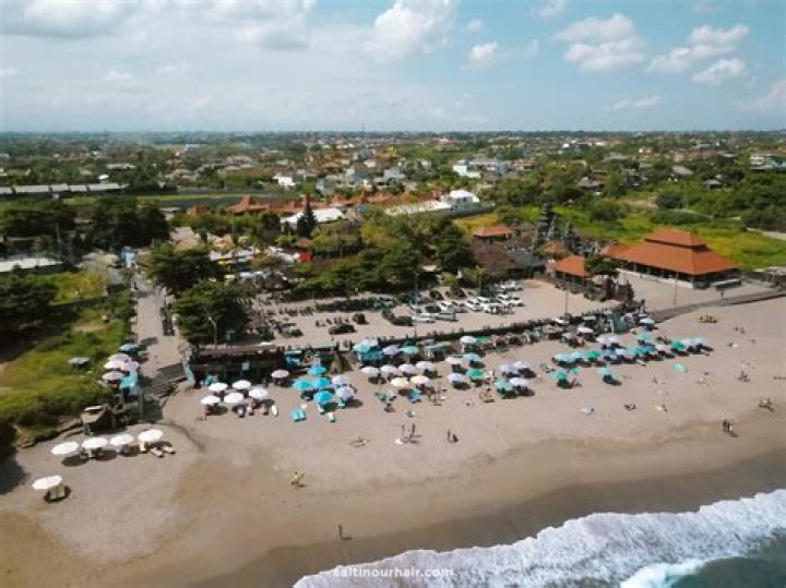 Can you surf in Canggu?