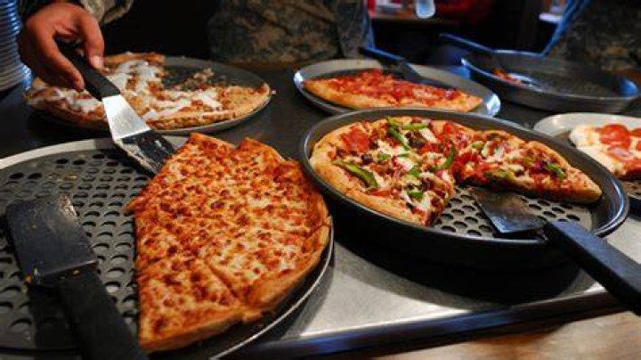 Do Pizza Hut buffets still exist?