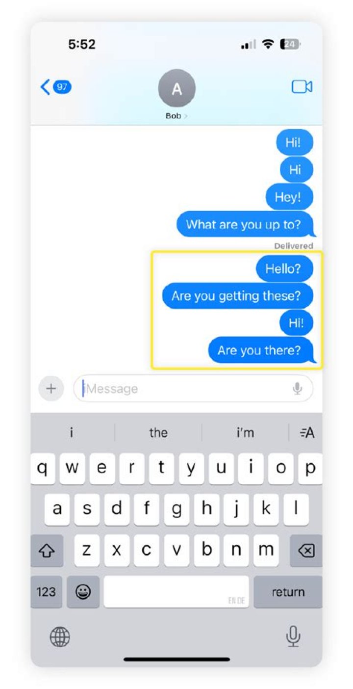 Do you get notified when someone screenshots iMessage?