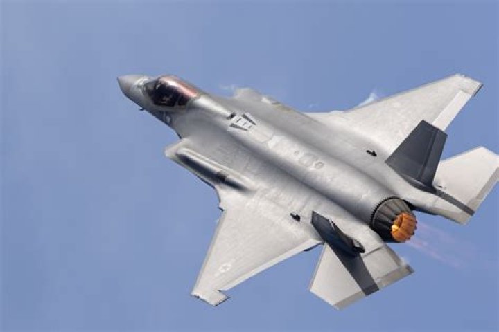 Does the UK have F 35s?