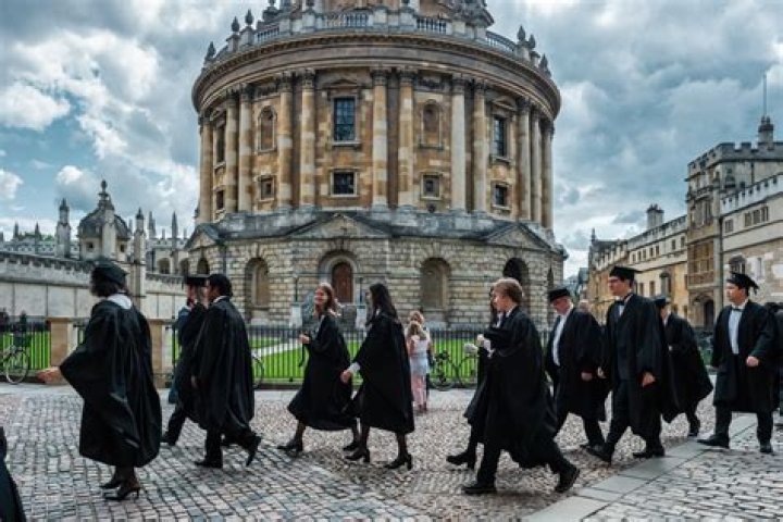 Does UK university have legacy?