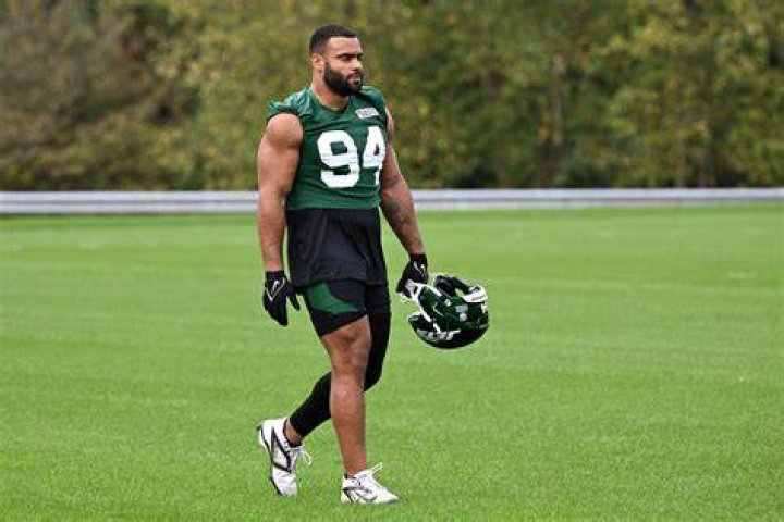 
Earl Thomas Height, Weight, Net Worth, Age, Birthday, Wikipedia, Who, Nationality, Biography 