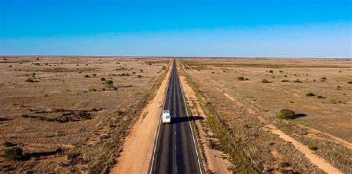 How long does it take to drive the Nullarbor Plain?