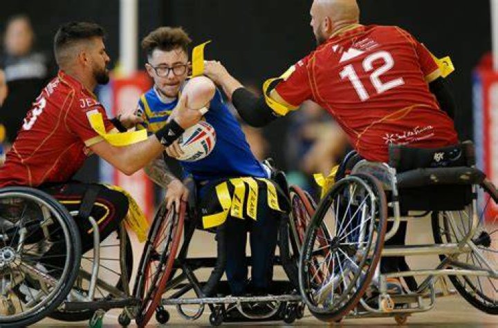How long is a quarter in wheelchair rugby?