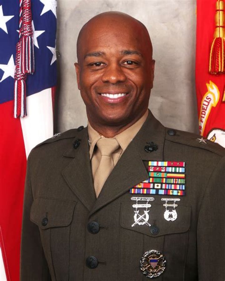How many brigadier generals are there in the Marine Corps?