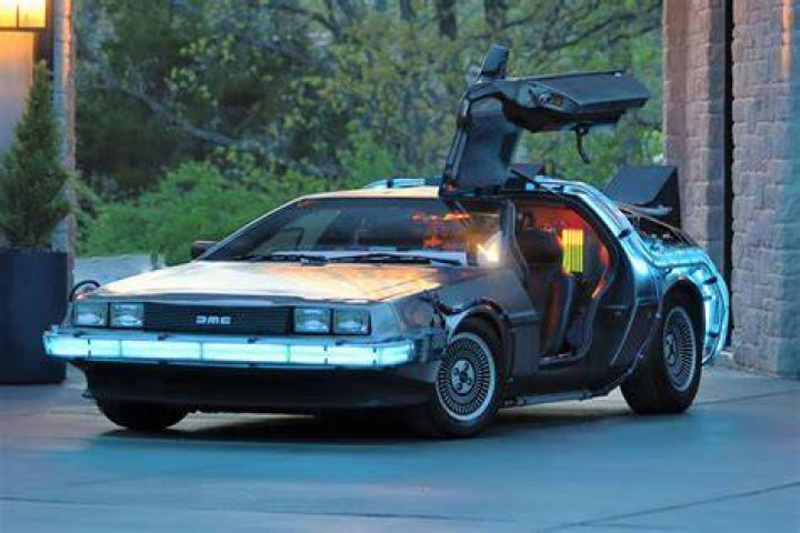 How much does a DMC 12 DeLorean cost?