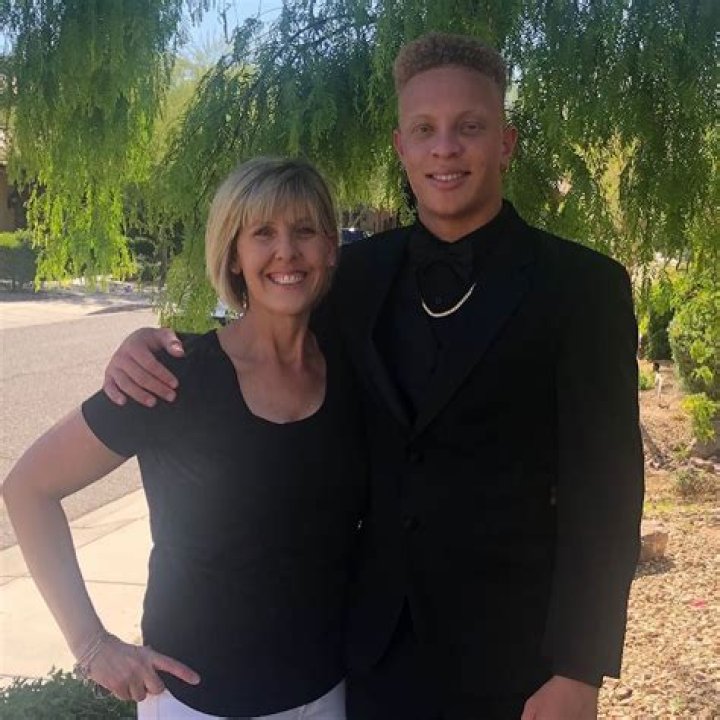 Spencer Rattler Parents Michael Rattler And Susan Rattler Raised Him As A Versatile Athlete