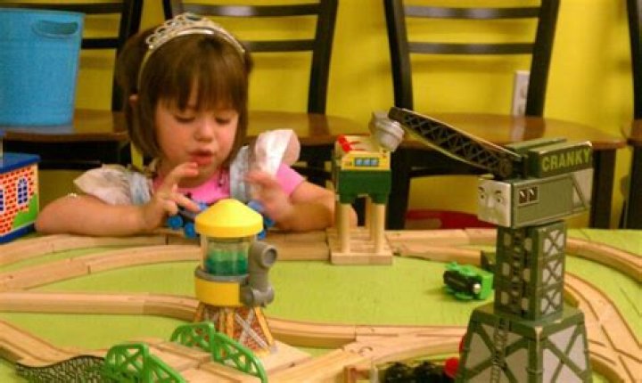 The Bees Knees Learn & Play | Macaroni KID Boynton Beach