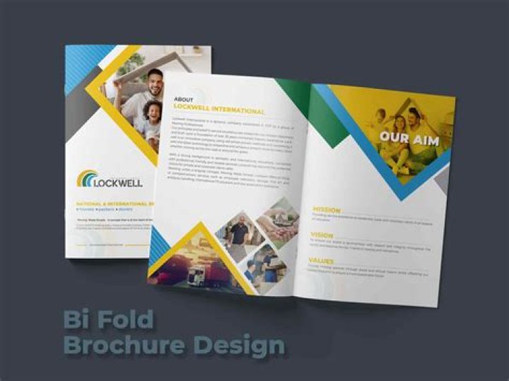 What do you write on a brochure for photography?
