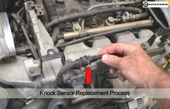 What happens to your car when the knock sensor is bad?