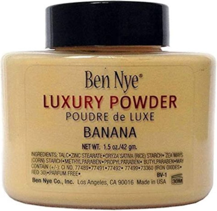 What is the Ben Nye banana powder used for?