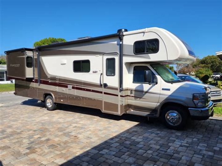 What RV manufacturers sell factory direct?