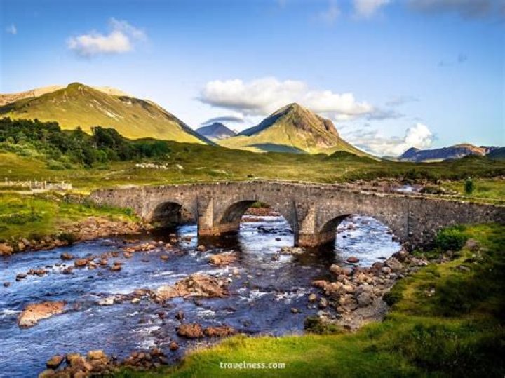 What should I see on the Isle of Skye?