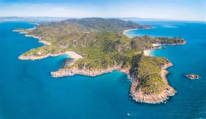 Where should I stay on Magnetic Island?