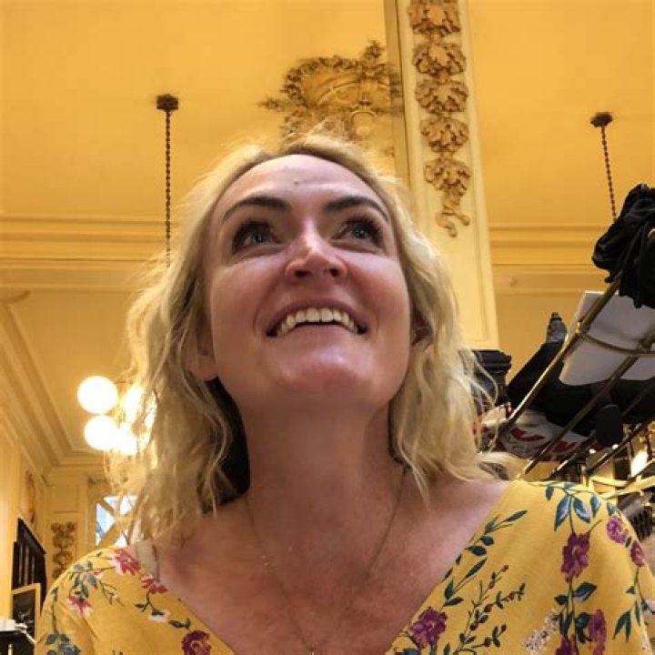 
Who was Heather Armstrong? Queen of Mommy Bloggers dies by suicide at 47 